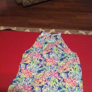 Anne Carson Large sleeveless blouse